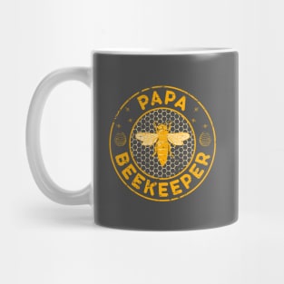 Papa Beekeeper, Bee Whisperer Distressed Retro Style Design Mug